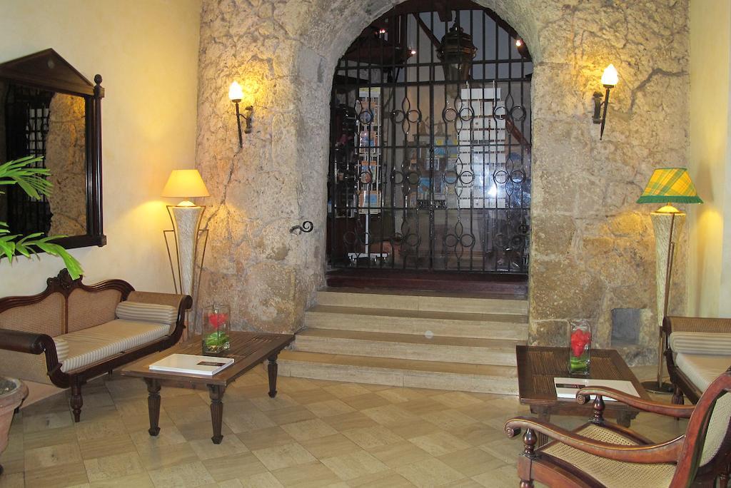 Hotel Auberge De La Vieille Tour Le Gosier  Buitenkant foto